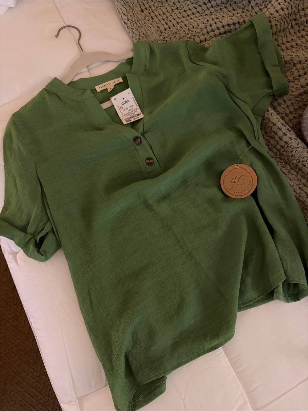 Parsley & Sage Olive Green Short-Sleeve Henley Tunic